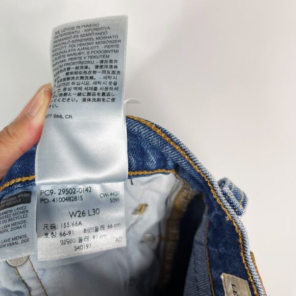 Levis Womens 26 x 30 501 Straight Leg Jeans Button Front Medium Wash Cotton - Picture 11 of 13